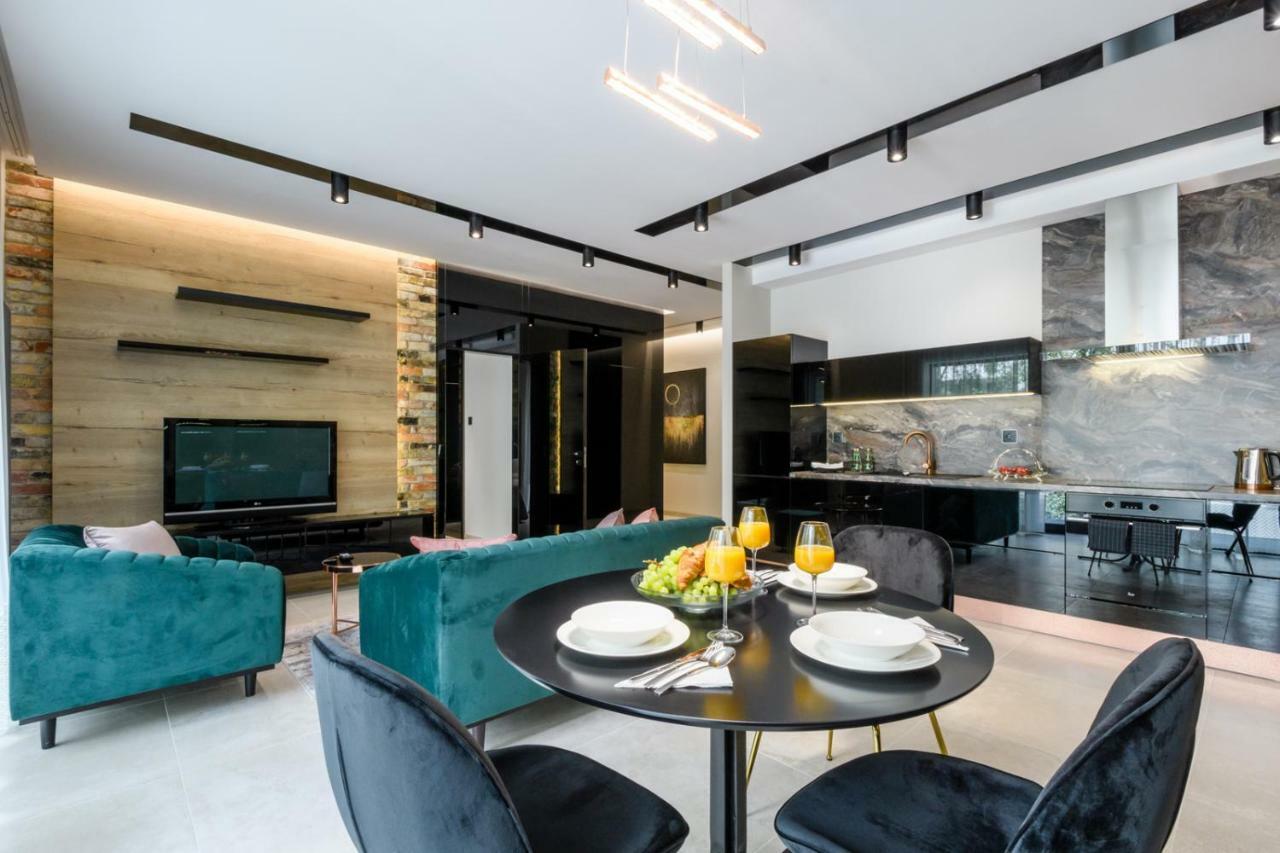Zlota Luxury Apartments 华沙 外观 照片