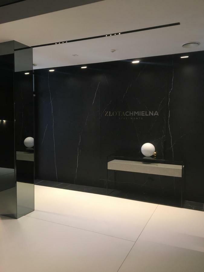 Zlota Luxury Apartments 华沙 外观 照片