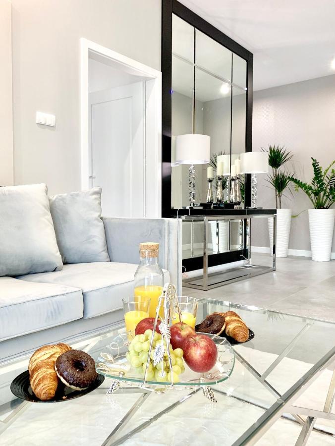 Zlota Luxury Apartments 华沙 外观 照片