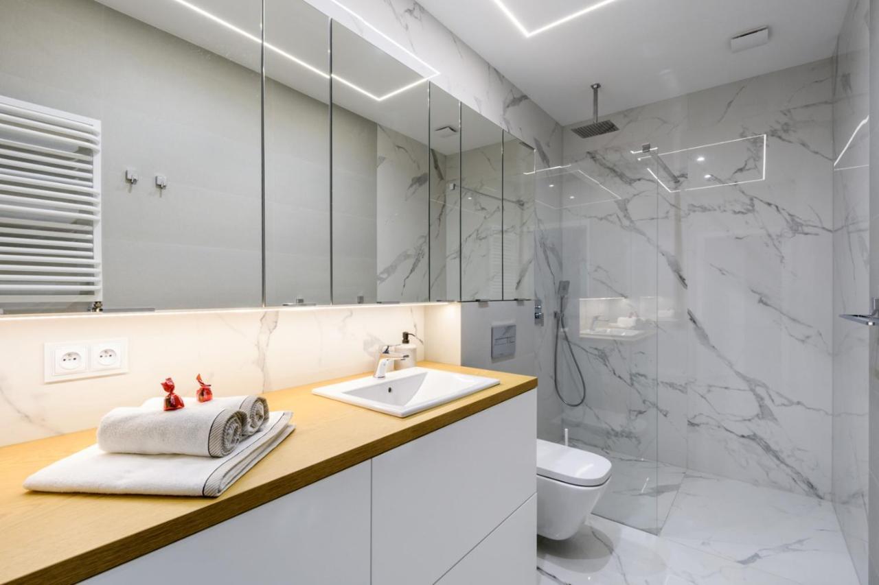 Zlota Luxury Apartments 华沙 外观 照片