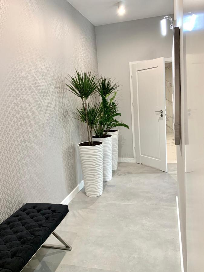 Zlota Luxury Apartments 华沙 外观 照片