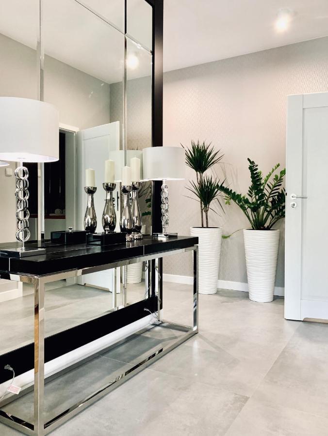 Zlota Luxury Apartments 华沙 外观 照片
