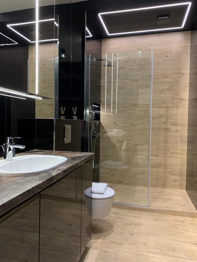 Zlota Luxury Apartments 华沙 外观 照片